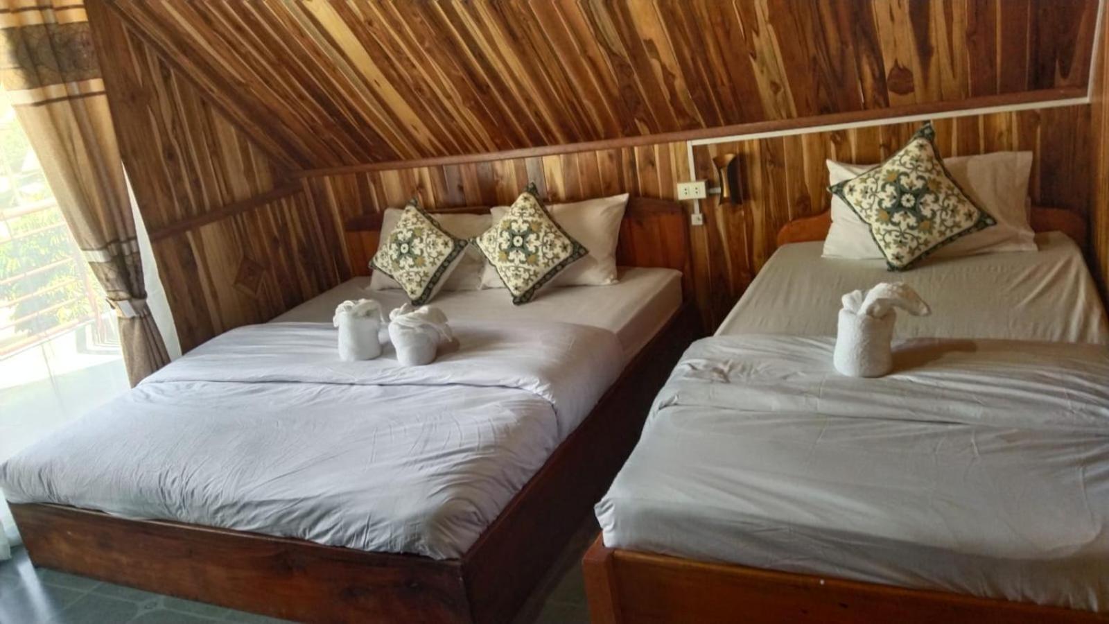 Amphai Guest House Nong Khiaw Ngoại thất bức ảnh