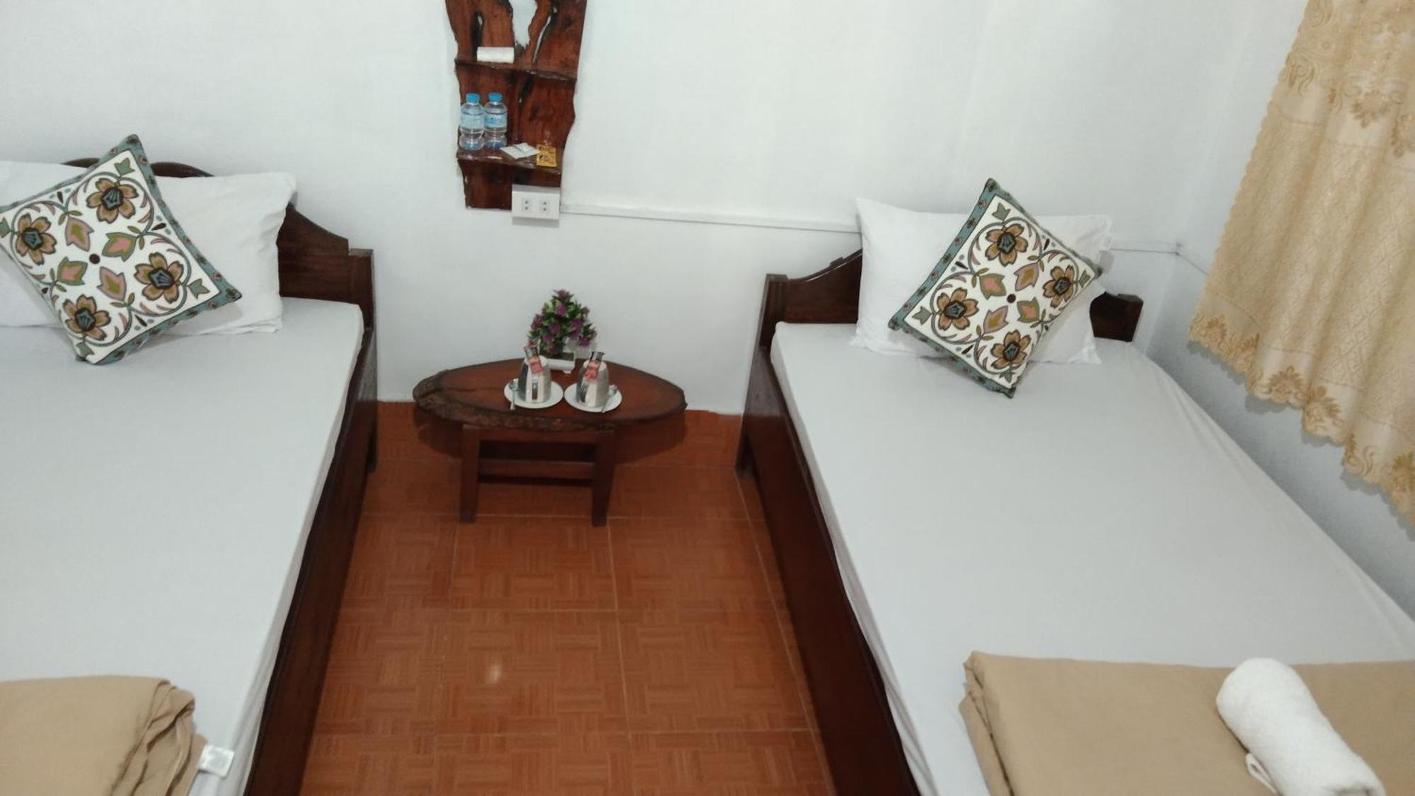 Amphai Guest House Nong Khiaw Ngoại thất bức ảnh